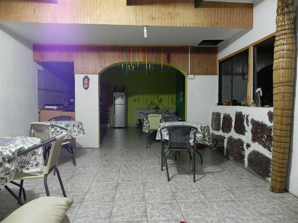 Cabanas Keuhenua Ханга Роа Екстериор снимка