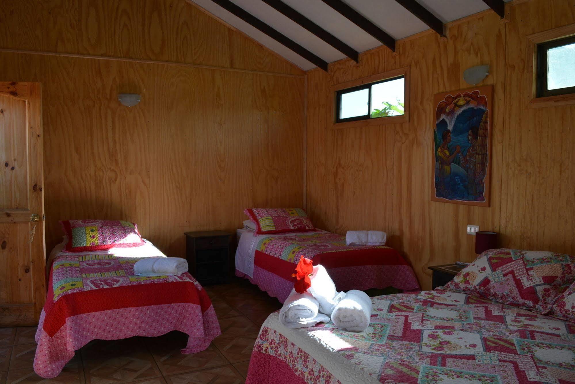 Cabanas Keuhenua Ханга Роа Екстериор снимка