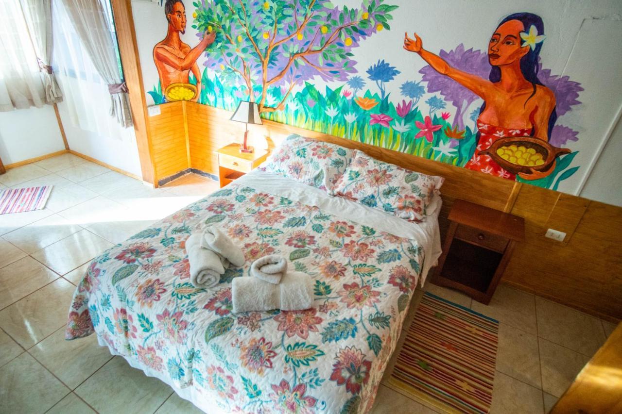 Cabanas Keuhenua Ханга Роа Екстериор снимка